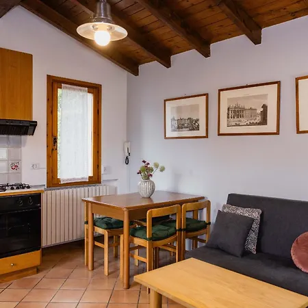 Sanziana Apartamento Menaggio