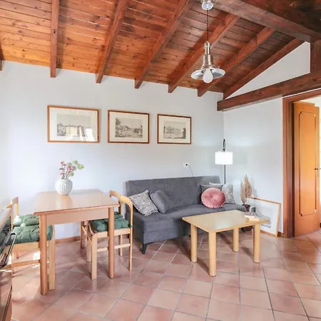 Sanziana Apartament *