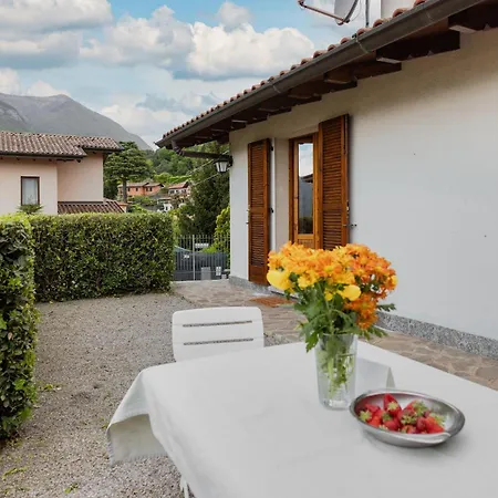 Apartament Sanziana