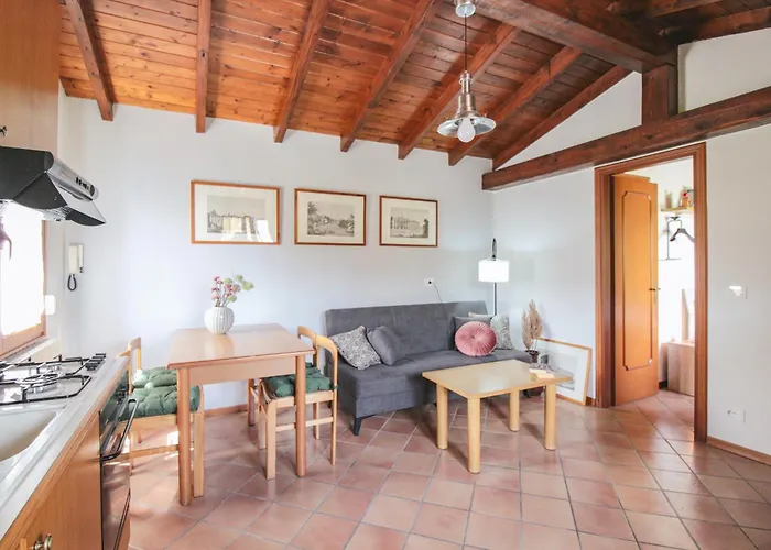 Sanziana Apartament *