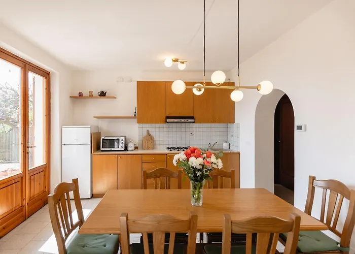 Sanziana Apartament *