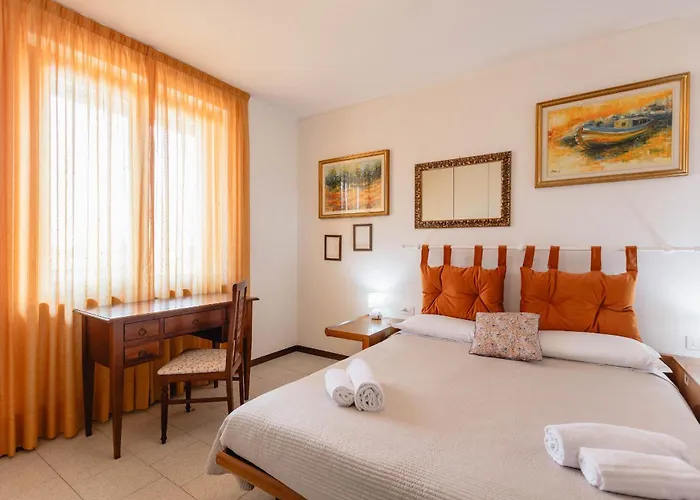 Apartament Sanziana *